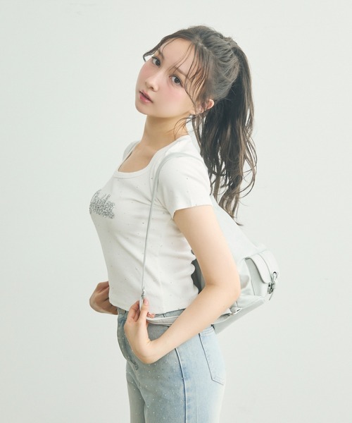 TITTY&CO.（ティティーアンドコー）の「ラインストーン付きロゴTee（Tシャツ/カットソー・レディース・ライトグレー/ブラック/ホワイト・FREE）」の7枚目の写真