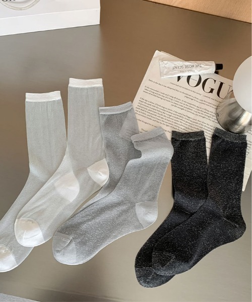 【新品未使用品】PRADA ゴールド&シルバーラメ ソックス2足セット 新品未使用品】PRADA ゴールド&シルバーラメ ソックス2足セット