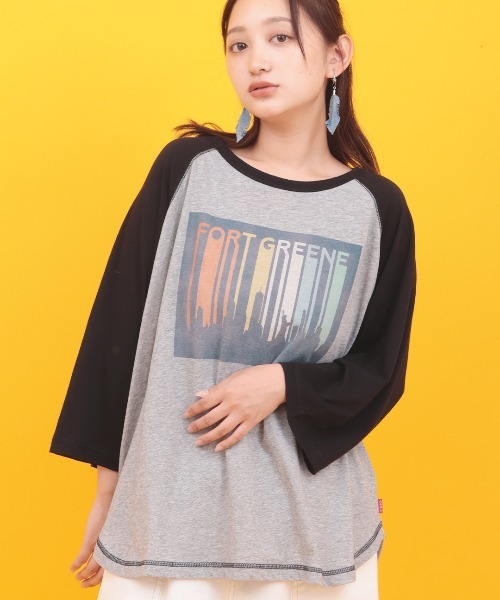 チチカカ(チチカカ)の「Orale! シアースラブラグランTシャツ(Tシャツ/カットソー・レディース・グレー/ナチュラル/ベージュ・FREE)」の2枚目の写真