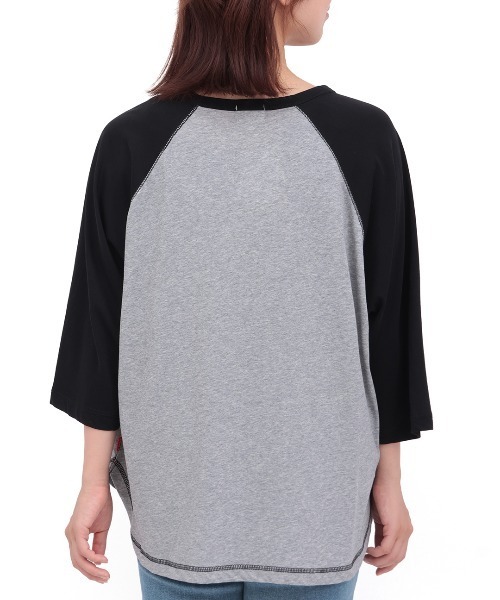 チチカカ(チチカカ)の「Orale! シアースラブラグランTシャツ(Tシャツ/カットソー・レディース・グレー/ナチュラル/ベージュ・FREE)」の14枚目の写真