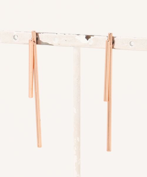 big metal london(ビッグメタルロンドン)の「【金属アレルギー対応】ダブルバーフロント&バック ピアス Renee Double Bar Front And Back Geo(ピアス(両耳用)・レディース・ピンクゴールド/シルバー/ゴールド・FREE)」の2枚目の写真