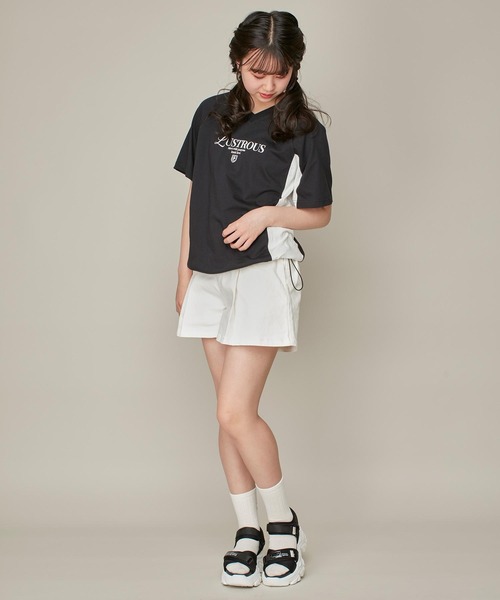 JENNI love(ジェニィラブ)の「【ウエスト調整可】切替えタックキュロット(デニムパンツ・キッズ・ブラック/サックスブルー/オフホワイト・160cm/150cm/140cm/130cm)」の5枚目の写真