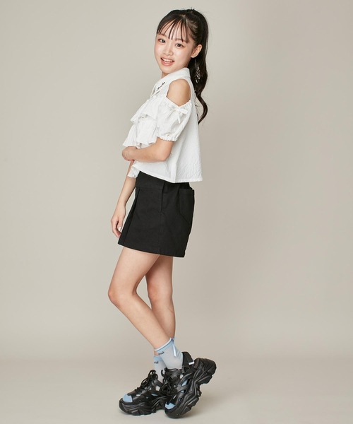 JENNI love(ジェニィラブ)の「【ウエスト調整可】切替えタックキュロット(デニムパンツ・キッズ・ブラック/サックスブルー/オフホワイト・160cm/150cm/140cm/130cm)」の15枚目の写真