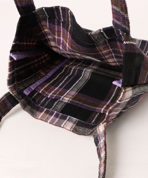 FRUIT OF THE LOOM（フルーツオブザルーム）の「【FRUIT OF THE LOOM】トートバッグ / チェック / A４ / ギフト プレゼント（トートバッグ・メンズ・グリーン/オレンジ/パープル・FREE）」の7枚目の写真