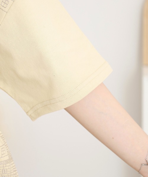 Emago(イマゴ)の「EMAGO ねこ町刺繍チュニック(チュニック・レディース・ブラック/アイボリー・FREE)」の20枚目の写真