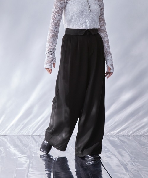 ELUNIS(エルニス)の「2WAYシアーコンビワイドパンツ(スラックス・レディース・ブラック/グレー系・0/1)」の5枚目の写真