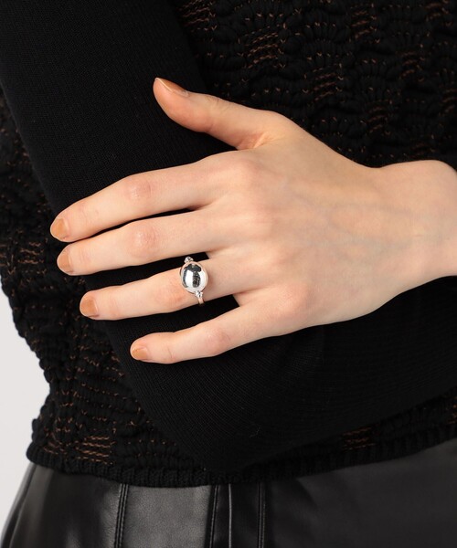 ANNIKA INEZ(アニカイネズ)の「Annika Inez Ellipse リング(リング・レディース・シルバー・XXL)」の2枚目の写真