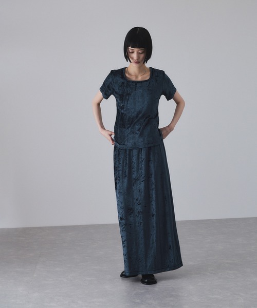 MILLER(ミラー)の「【Miller for ADAM ET ROPE'】別注 ベロアSkirt(スカート・レディース・ネイビー/グリーン・FREE)」の3枚目の写真