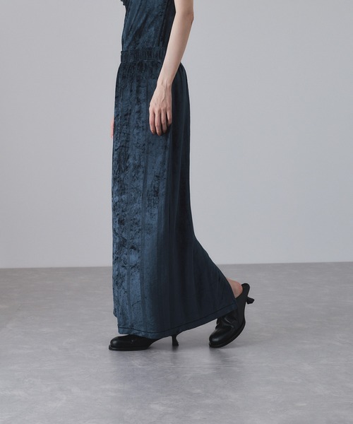 MILLER(ミラー)の「【Miller for ADAM ET ROPE'】別注 ベロアSkirt(スカート・レディース・ネイビー/グリーン・FREE)」の9枚目の写真