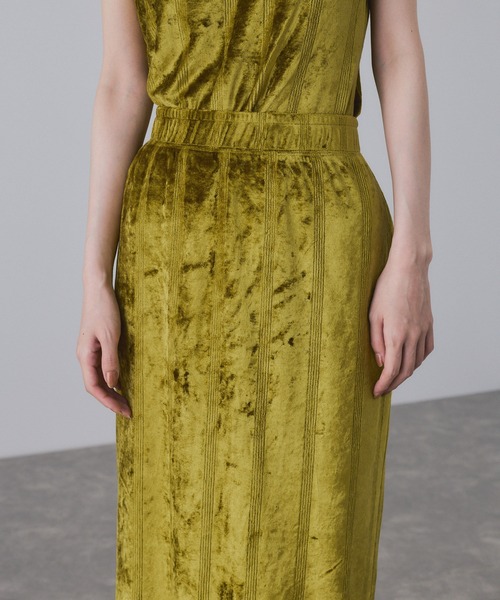 MILLER(ミラー)の「【Miller for ADAM ET ROPE'】別注 ベロアSkirt(スカート・レディース・ネイビー/グリーン・FREE)」の13枚目の写真