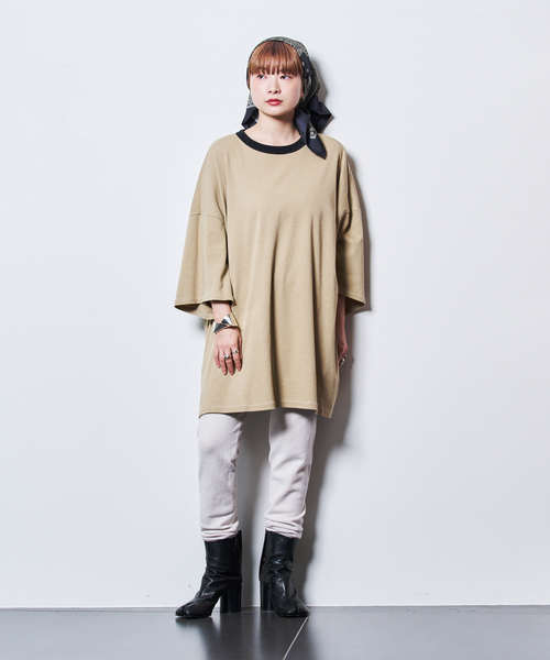 CITYSHOP（シティーショップ）の「FRAISE OVERSIZED TEE：Tシャツ（Tシャツ/カットソー・レディース・ベージュ/ブラック・FREE）」の5枚目の写真