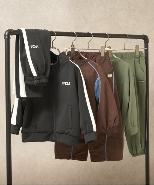 b・ROOM（ビールーム）の「【MNCM】【セットアップ可】【カイテキ天竺】ポケットビッグTシャツ（Tシャツ/カットソー・キッズ・チャコール/ブラック/ダークブラウン/カーキ・140cm/130cm/150cm/120cm/110cm）」の18枚目の写真