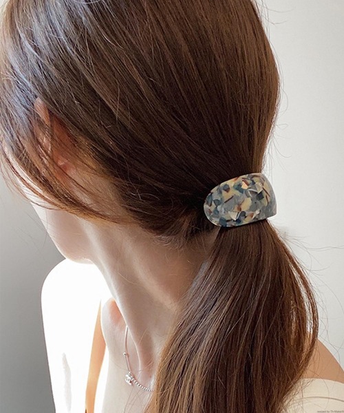 TONE SELECT GOODS(トーンセレクトグッズ)の「pur chouchou/マーブル  カーブ ヘアゴム P4498(ヘアゴム・レディース・オレンジ系その他/ブルー・FREE)」の2枚目の写真