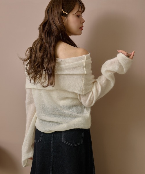 LAULEN(ローレン)の「loose nuance off shoulder knit /ルーズニュアンスオフショルニットプルオーバー(ニット/セーター・レディース・アイボリー/ブラック/レッド・FREE)」の6枚目の写真