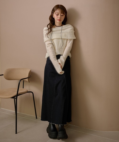 LAULEN(ローレン)の「loose nuance off shoulder knit /ルーズニュアンスオフショルニットプルオーバー(ニット/セーター・レディース・アイボリー/ブラック/レッド・FREE)」の11枚目の写真