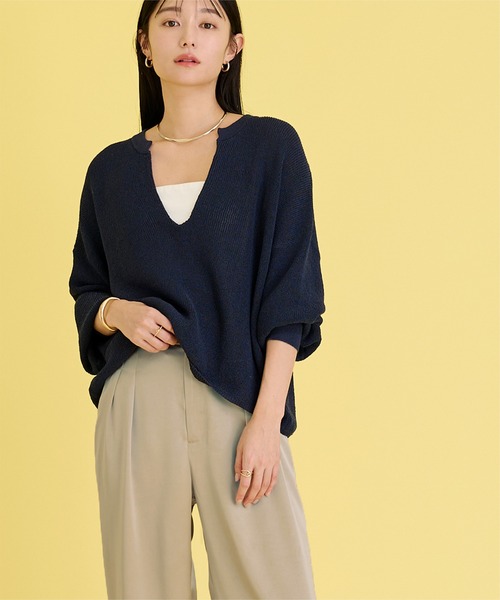 UR'S（ユアーズ）の「サテンラインワイドパンツ（その他パンツ・レディース・ブラック/ベージュ・S/M/L）」の3枚目の写真