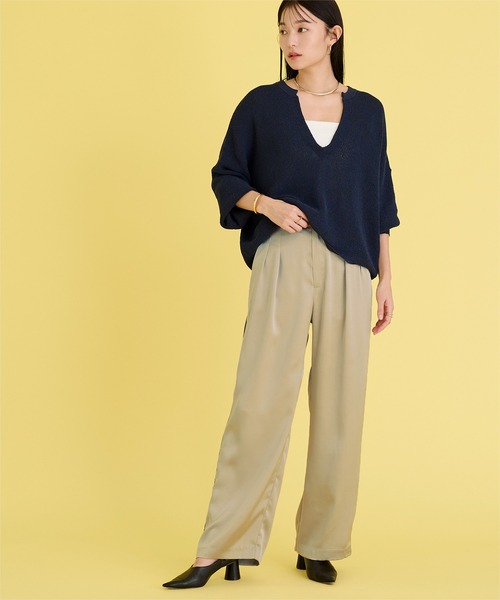 UR'S（ユアーズ）の「サテンラインワイドパンツ（その他パンツ・レディース・ブラック/ベージュ・S/M/L）」の4枚目の写真