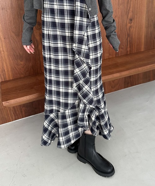 archives（アルシーヴ）の「’チェックアソートラッフルキャミワンピース’（ワンピース・レディース・ブラック/ブラウン/ネイビー・MEDIUM）」の19枚目の写真