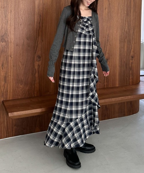 archives（アルシーヴ）の「’チェックアソートラッフルキャミワンピース’（ワンピース・レディース・ブラック/ブラウン/ネイビー・MEDIUM）」の16枚目の写真