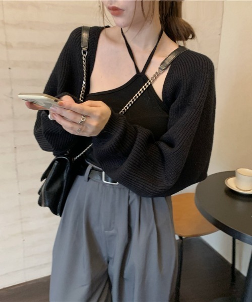 Teem Store(チームストア)の「ショート丈ニットカーディガン ボレロ(カーディガン/ボレロ・レディース・ベージュ/アイボリー/ブラック/グリーン/グレー・F)」の3枚目の写真