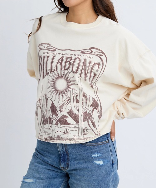 BILLABONG(ビラボン)の「BILLABONG レディース DESERT WANDERING LS ロンT 【WIDE LOOSE CROPPED】【2025年秋冬モデル】/ビラボンクロップド丈フロントプリント長袖ロンT(Tシャツ/カットソー・レディース・アイボリー/バーガンディー/オフホワイト・MEDIUM/LARGE)」の9枚目の写真