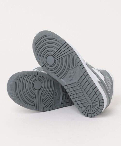 セール】JORDAN BRAND W AIR JORDAN 1 MID ウィメンズ エア ジョーダン