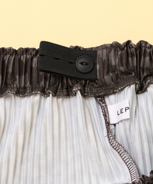 LEPSIM（レプシィム）の「【産前・産後対応】マタニティ／アソートプリーツスカート　595334（マタニティウェア/グッズ・レディース・ホワイト系その他/ブラック/レオパード/ドット・FREE）」の16枚目の写真