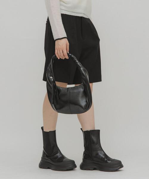 KBF（ケイビーエフ）の「ハンドルデザインサークルBAG（ハンドバッグ・レディース・アイボリー/ブラック・ONE）」の12枚目の写真