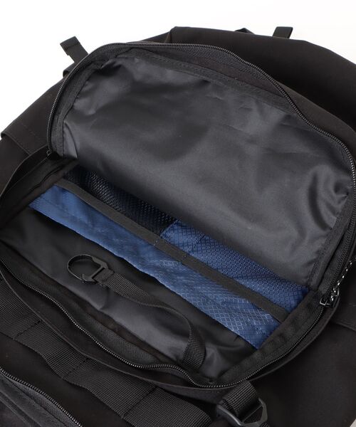 WILD THINGS(ワイルドシングス)の「WILDTHINGS バックパック 30L(バックパック/リュック・メンズ・ブラック/グレー/ベージュ・FREE)」の14枚目の写真