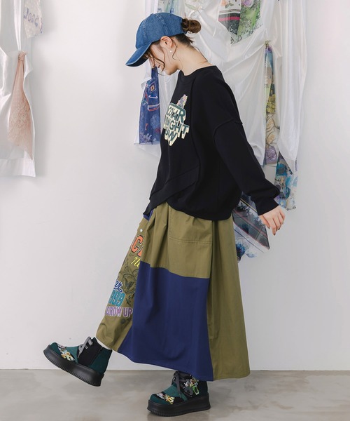 ScoLar（スカラー）の「153652：レトロ異素材バイカラーワークスカート（スカート・レディース・カーキ/ブラック/ベージュ・M）」の22枚目の写真