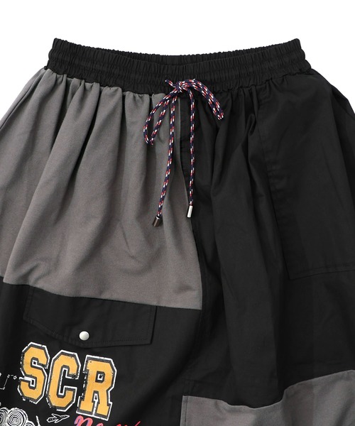 ScoLar（スカラー）の「153652：レトロ異素材バイカラーワークスカート（スカート・レディース・カーキ/ブラック/ベージュ・M）」の5枚目の写真