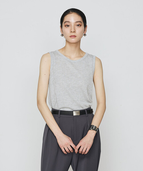 Gabardine K.T（ギャバジンケーティー）の「ラメテレコ タンクトップ（Tシャツ/カットソー・レディース・ベージュ/チャコールグレー/ライトグレー・9号/11号）」の6枚目の写真