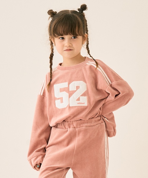 minimal（ミニマル）の「短丈ベロアトレーナー（スウェット・キッズ・ピンク/ブラック・130cm/140cm/120cm/100cm/110cm/90cm）」の2枚目の写真