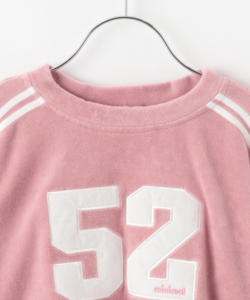 minimal（ミニマル）の「短丈ベロアトレーナー（スウェット・キッズ・ピンク/ブラック・130cm/140cm/120cm/100cm/110cm/90cm）」の4枚目の写真