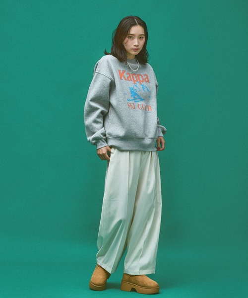 Kappa(カッパ)の「≪Kappa×and ST ウェルネスクラブ≫Ski Clubデザインスウェット (ユニセックス)(スウェット・レディース・ブラック/グレー・LARGE/SMALL/MEDIUM)」の5枚目の写真