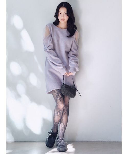 SNIDEL（スナイデル）の「シースルーショルダーニットワンピース（ワンピース・レディース・アイボリー/ラベンダー/ダークブラウン・F）」の5枚目の写真