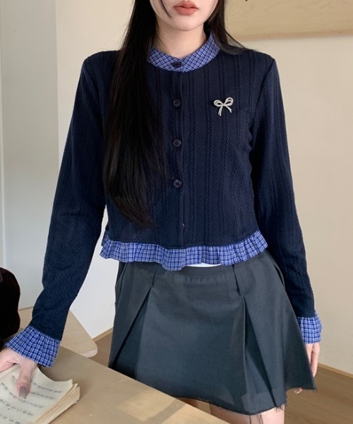 yuue' ( wear )(ユーイ)の「異素材ドッキングニットカーディガン/リボンブローチ付き(カーディガン/ボレロ・レディース・ネイビー/グレー・FREE)」の10枚目の写真