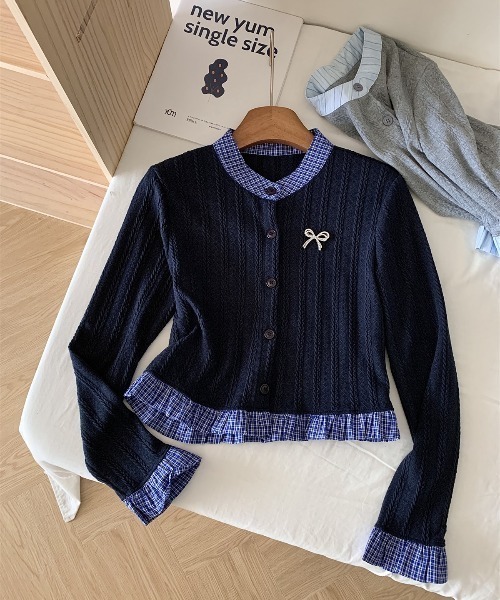 yuue' ( wear )(ユーイ)の「異素材ドッキングニットカーディガン/リボンブローチ付き(カーディガン/ボレロ・レディース・ネイビー/グレー・FREE)」の12枚目の写真