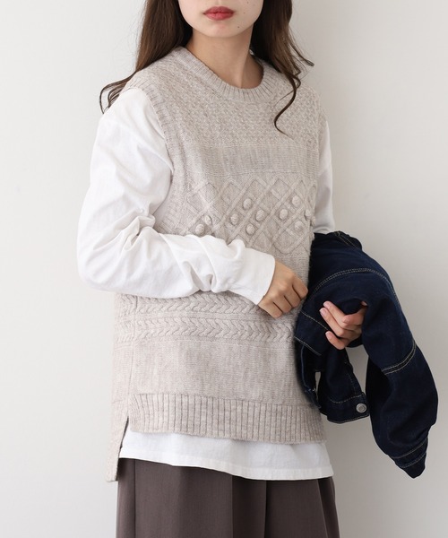 BRODIAEA（ブローディア）の「BRODIAEA イタリア糸ポップコーン編みニットベスト（ベスト・レディース・グレイッシュベージュ/グレー/ブラック・40）」の14枚目の写真