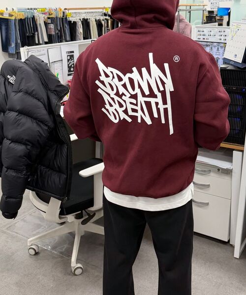 BROWNBREATH(ブラウンブレス)の「TAG OG HOODIE - BURGUNDY(パーカー・レディース・その他・LARGE/MEDIUM/SMALL/X-LARGE/2XL)」の16枚目の写真