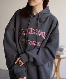 ビッグシルエット刺繍ロゴパーカー/フーディー