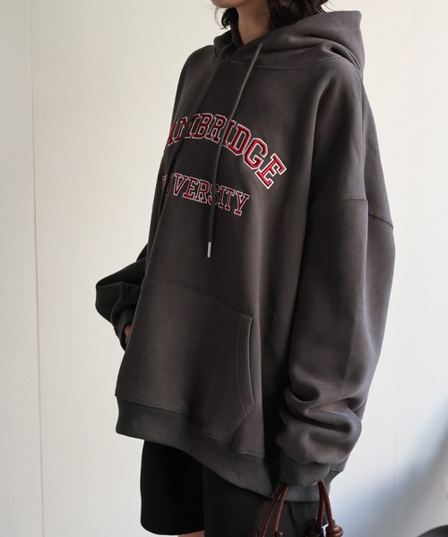 sakishimatokyo（サキシマトーキョー）の「ビッグシルエット刺繍ロゴパーカー/フーディー（パーカー・レディース・グレー/ブルー/チャコール/ネイビー・FREE）」の20枚目の写真