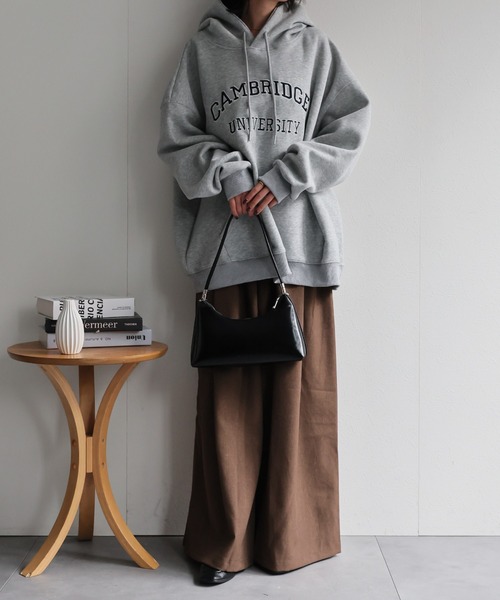 sakishimatokyo（サキシマトーキョー）の「ビッグシルエット刺繍ロゴパーカー/フーディー（パーカー・レディース・グレー/ブルー/チャコール/ネイビー・FREE）」の12枚目の写真