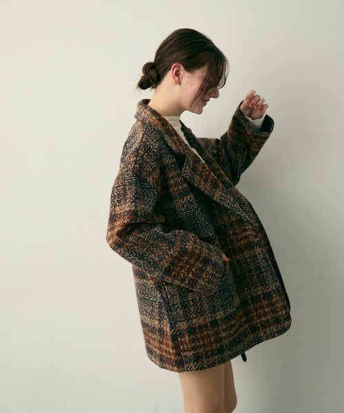 Lunea(ルネア)の「チェックテーラードジャケット(テーラードジャケット・レディース・ブラウン/ネイビー・FREE)」の6枚目の写真