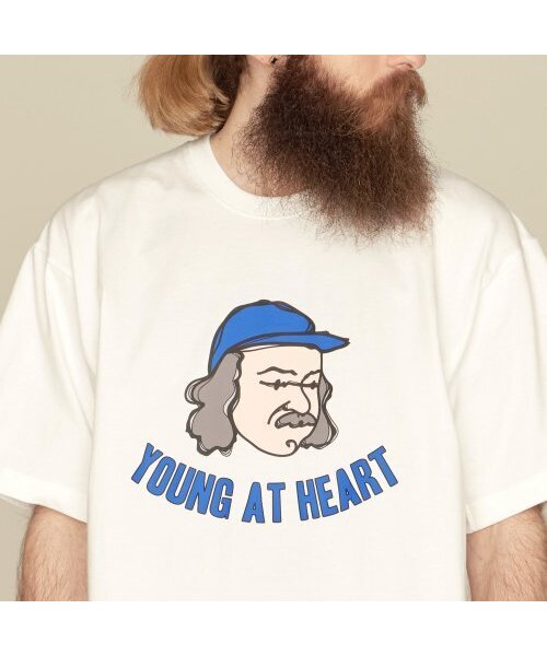 RADINEO(ラディネオ)の「ヤングアットハート ホワイト 半袖Tシャツ(Tシャツ/カットソー・メンズ・その他・LARGE/MEDIUM/SMALL/X-LARGE)」の2枚目の写真