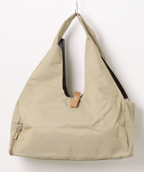 TONE SELECT GOODS(トーンセレクトグッズ)の「LESRIRE/ジム フィットネス 旅行 トラベル 大容量 バッグ L9231(バックパック/リュック・レディース・カーキ/ブラック/ピンク/パープル/ネイビー/ベージュ/グレー・FREE)」の2枚目の写真