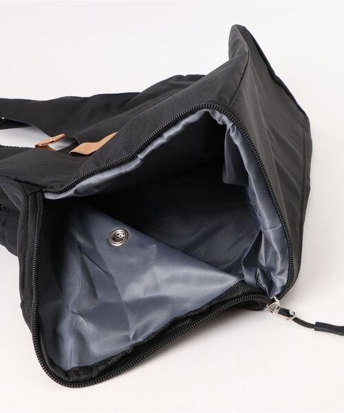 TONE SELECT GOODS(トーンセレクトグッズ)の「LESRIRE/ジム フィットネス 旅行 トラベル 大容量 バッグ L9231(バックパック/リュック・レディース・カーキ/ブラック/ピンク/パープル/ネイビー/ベージュ/グレー・FREE)」の11枚目の写真