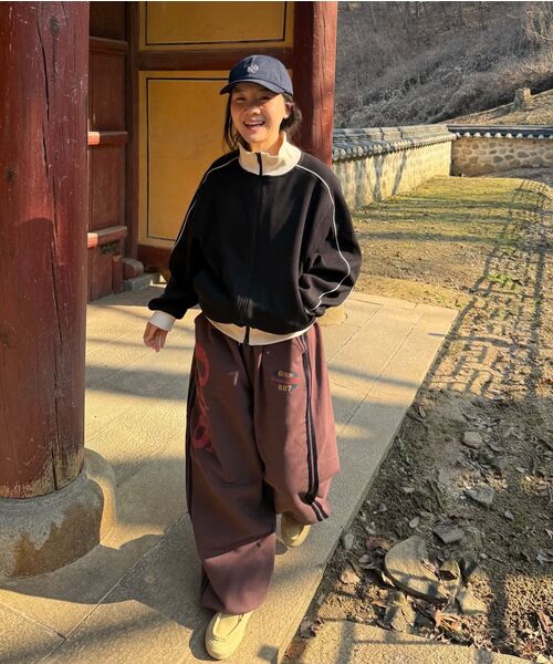 CACTUSDONUTMARKET(カクタスドーナツマーケット)の「Cactus Track Line Wide Sweat Pants-Brown(スウェットパンツ・レディース・その他・MEDIUM/LARGE)」の9枚目の写真