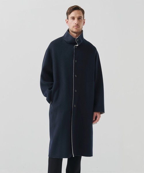 CASHMERE CASHMERE(カシミヤカシミヤ)の「【CASHMERE CASHMERE/カシミアカシミア】CASHMERE/SILK/WOOL STAND OVER COAT/2WAYスタンドコート(ステンカラーコート・メンズ・ダークネイビー/ブラック・44/48)」の1枚目の写真