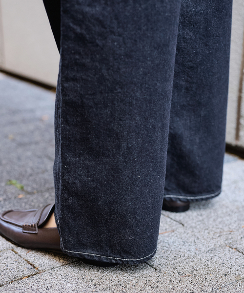 FRAMeWORK（フレームワーク）の「ルーズストレートデニムパンツ（デニムパンツ・レディース・ネイビー/ホワイト・36/38/40）」の14枚目の写真